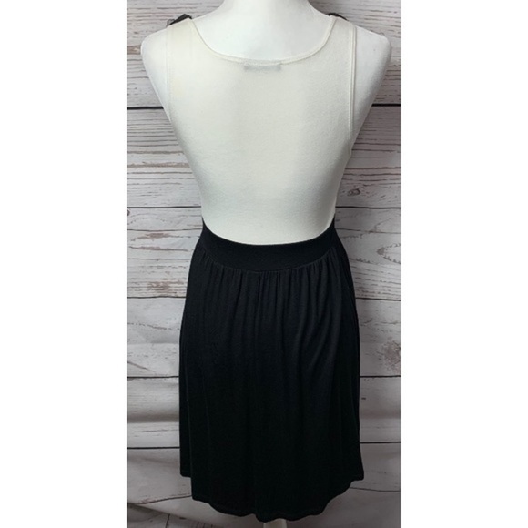 EUC Soprano Floral Mesh Detail Sleeveless Dress - Picture 5 of 7